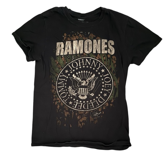 Tops - Ramones Black Graphic T-Shirt XS
